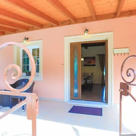 Kristefi Private Pool فيلة Kato Korakiana